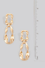 Load image into Gallery viewer, Twisted Flat Metallic Oval Dangle Earrings