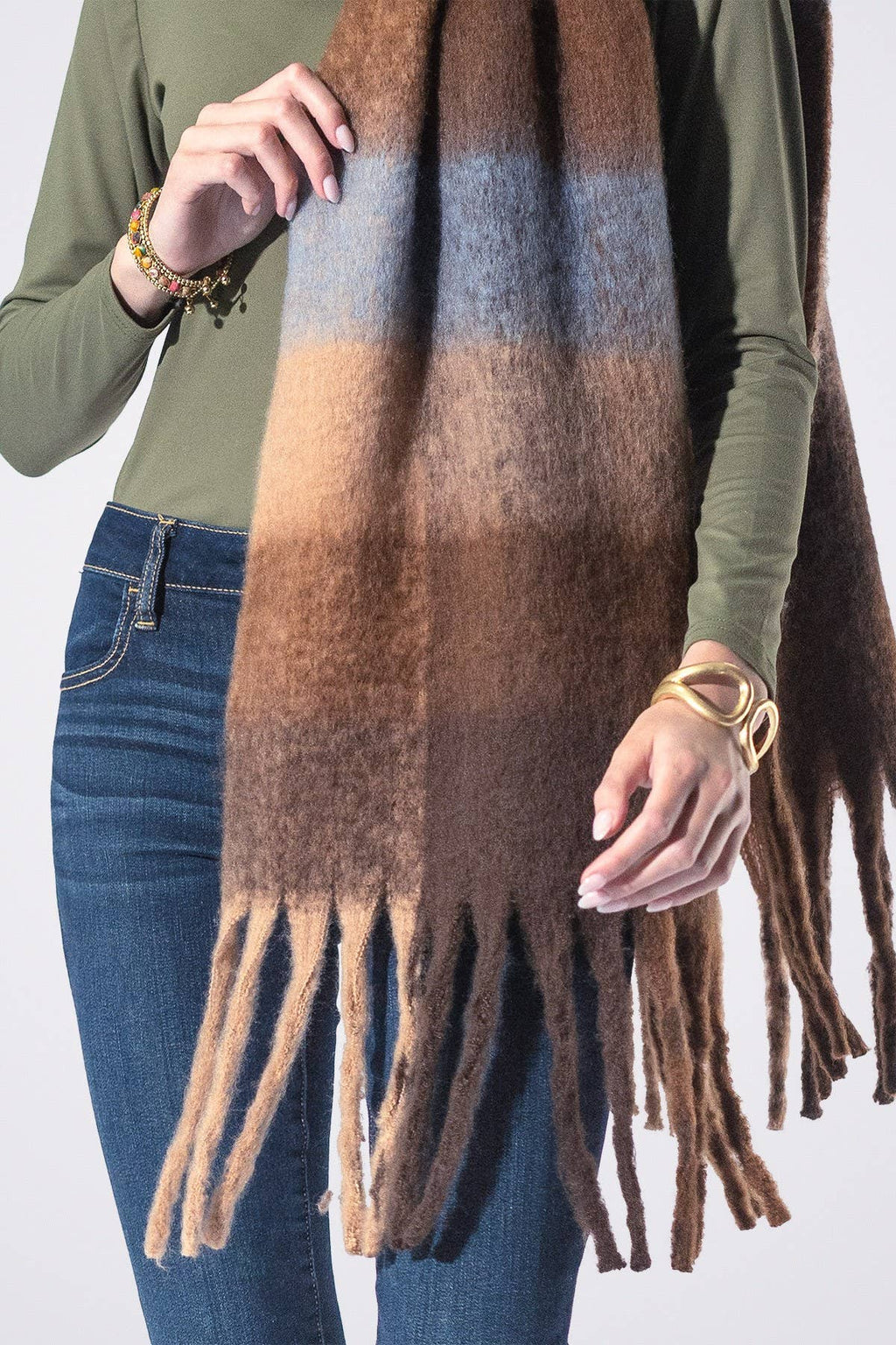 Yarn-dyed Checkered Brown Fringe Scarf