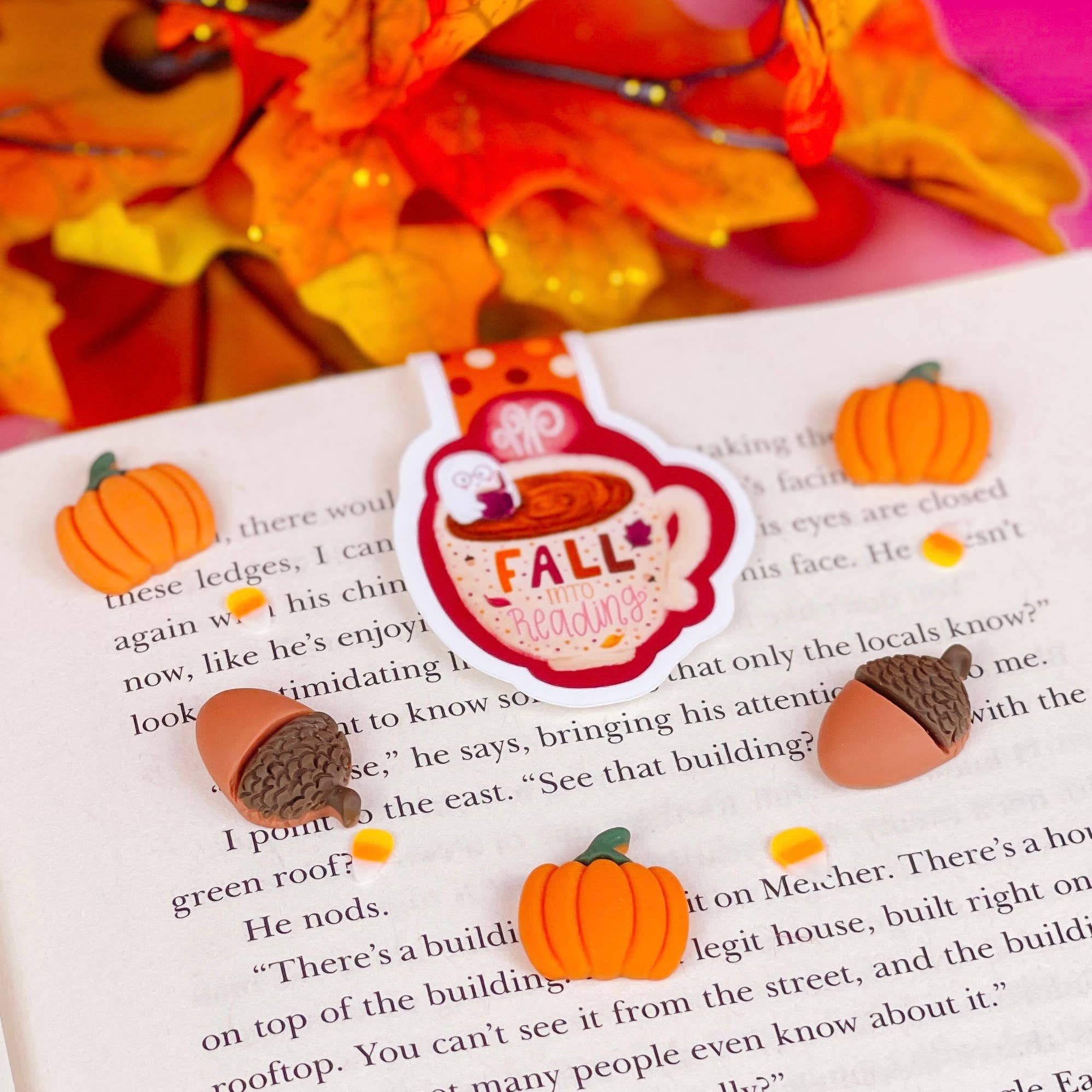 Fall Into Reading Boo-Mallow Magnetic Bookmark