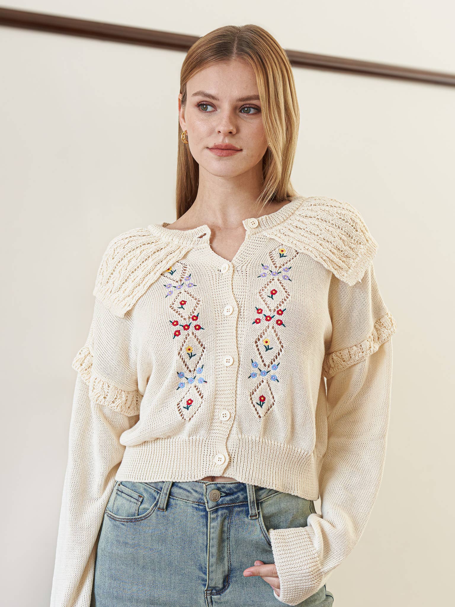 Embroidered Knit Cardigan with Floral Motifs