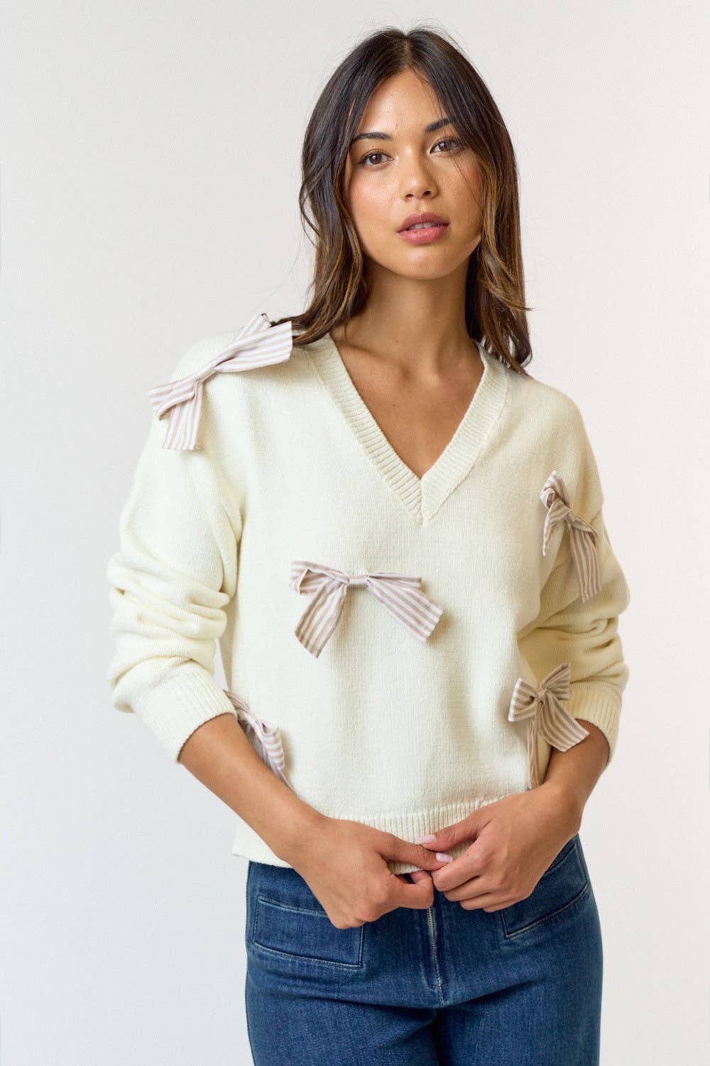 STRIPE BOW DETAIL V-NECK SWEATER TOP