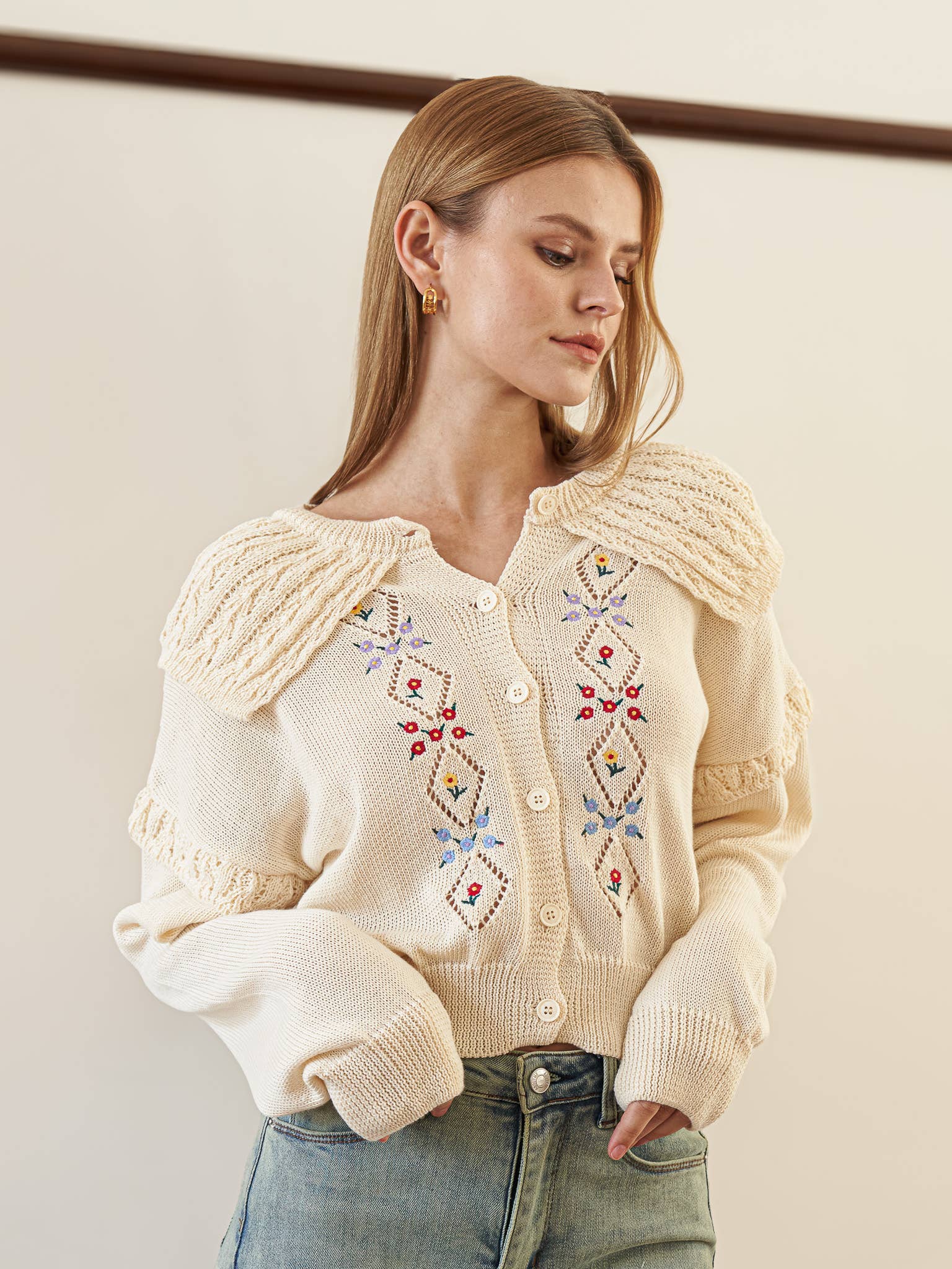 Embroidered Knit Cardigan with Floral Motifs