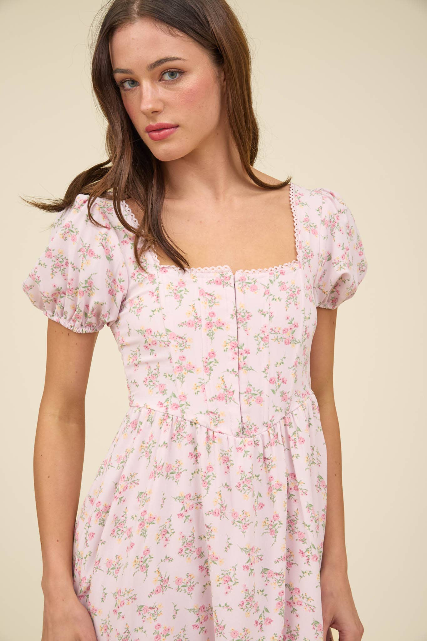 FLORAL LACE TRIM FRONT HOOK & EYE MINI DRESS