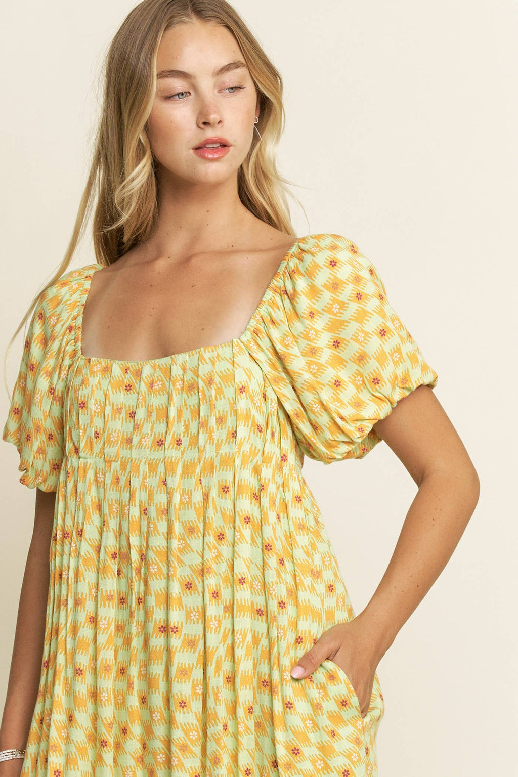 PUFF SLEEVE MINI DRESS