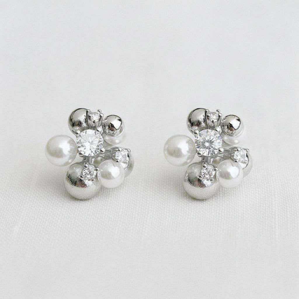 Chic Geometric Pearl Drop Earrings