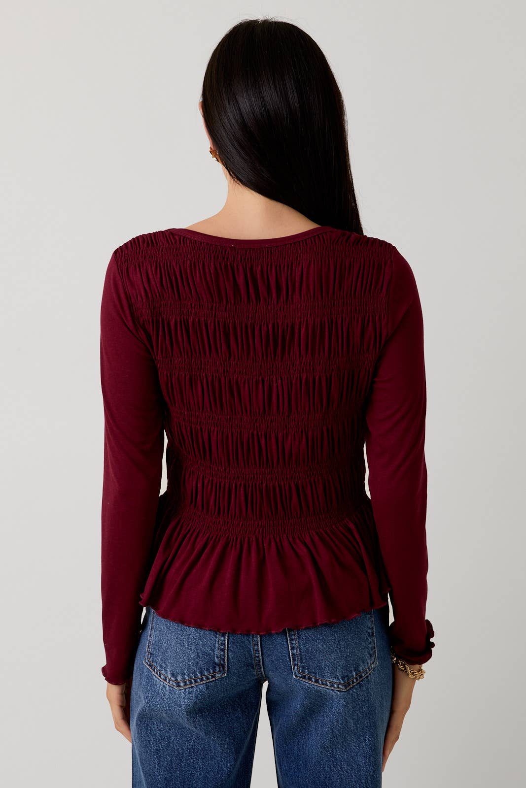 ROUND NECK LONG SLEEVE SMOCKED TOP