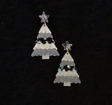 Load image into Gallery viewer, Christmas Tree Earrings