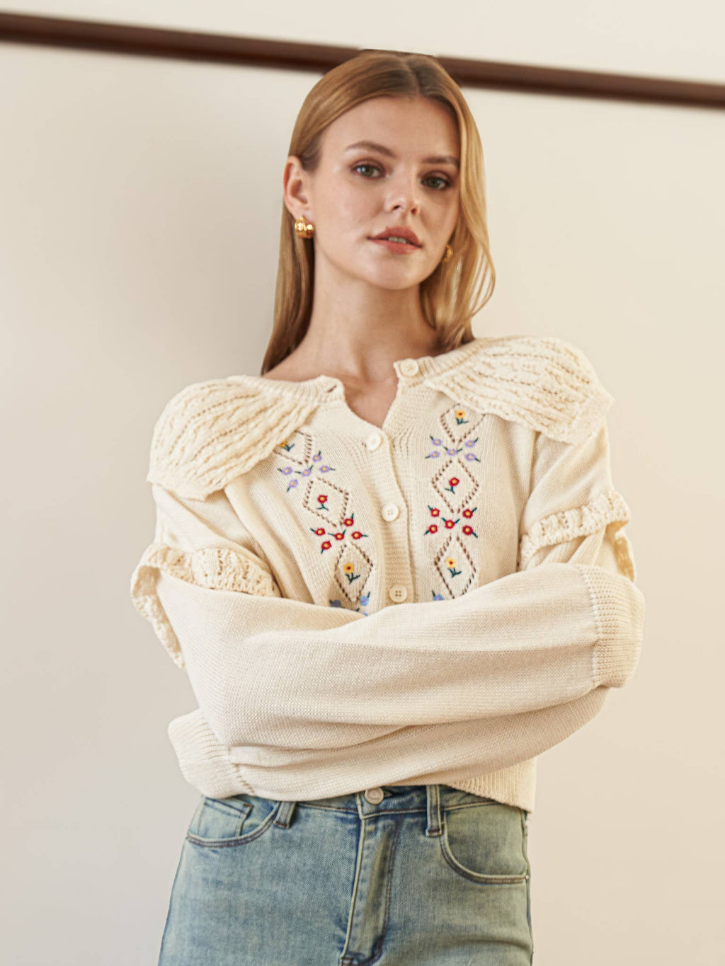 Embroidered Knit Cardigan with Floral Motifs