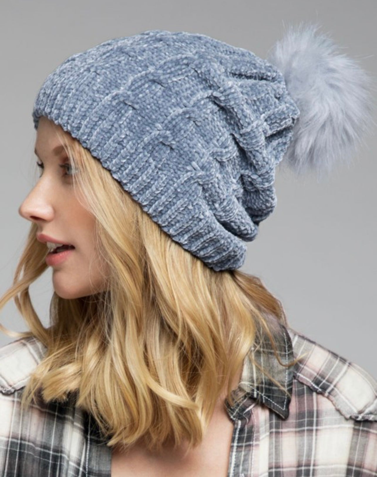 Chenille Cable Knit Beanit