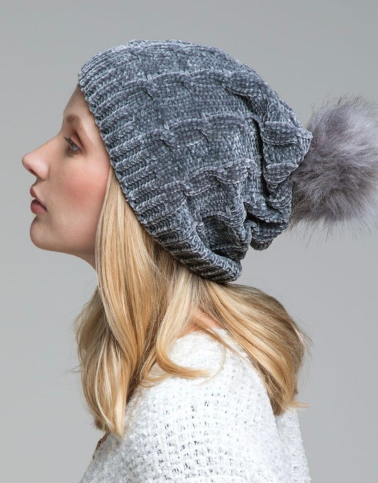 Chenille Cable Knit Beanit