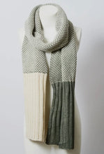 Load image into Gallery viewer, Two Toned Knit Scarf