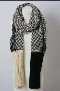 Two Toned Knit Scarf