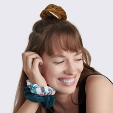 Load image into Gallery viewer, Welcome to California Hair Accessories Kit 5pc Set