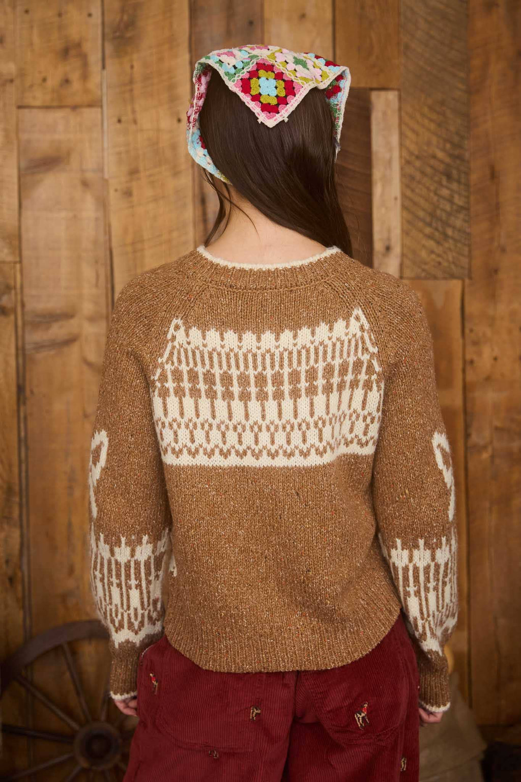 SWAN JACQUARD BUTTON DOWN LONG SLEEVE CARDIGAN