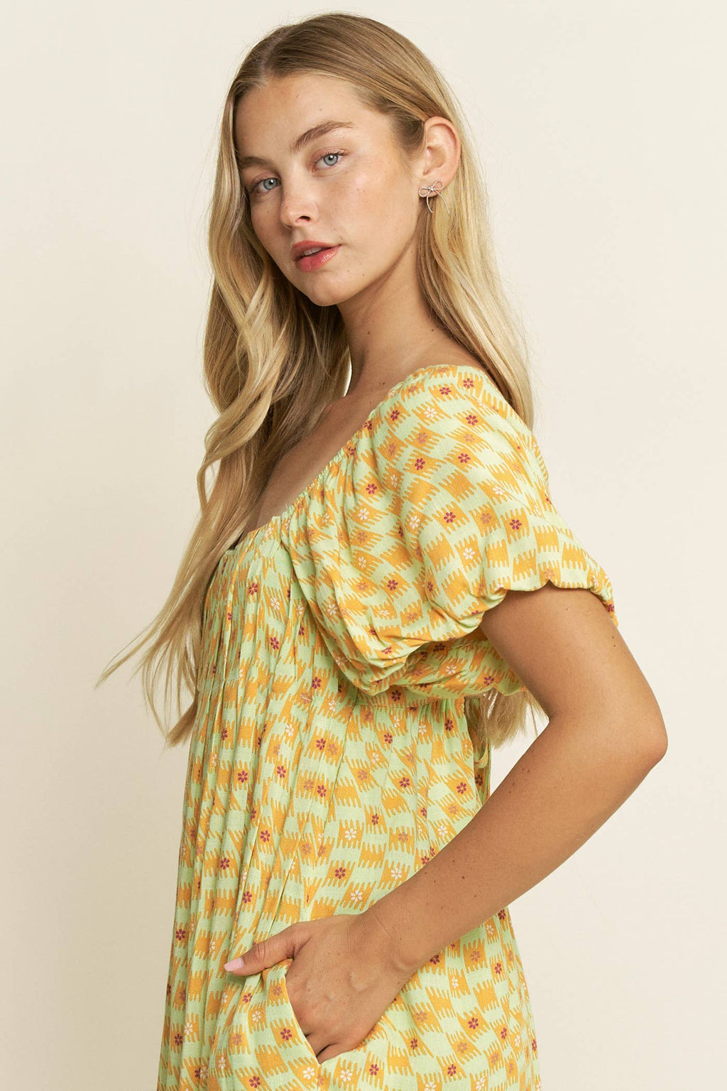 PUFF SLEEVE MINI DRESS