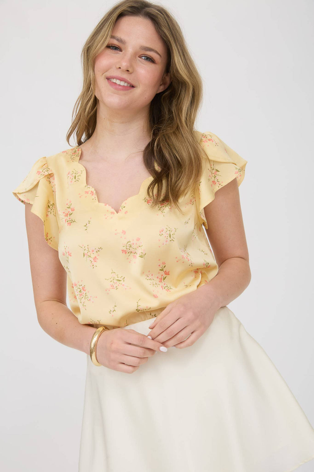 FLORAL PRINT V NECK SCALLOP SATIN BLOUSE